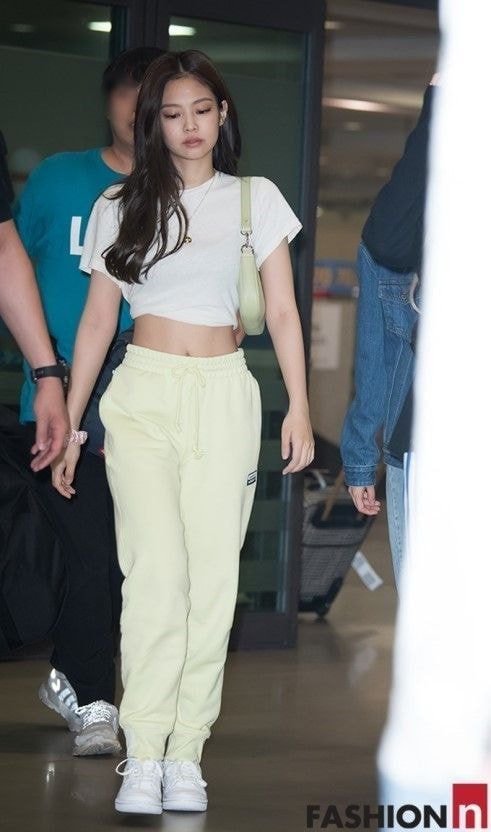 크롭티 제일 잘 소화하는 연예인 #블랙핑크