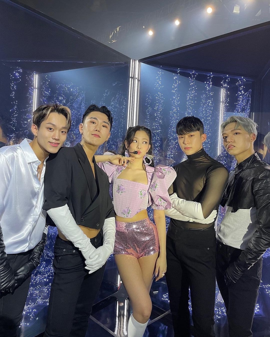 오늘자 블랙핑크 온콘 무대 세트 수준
