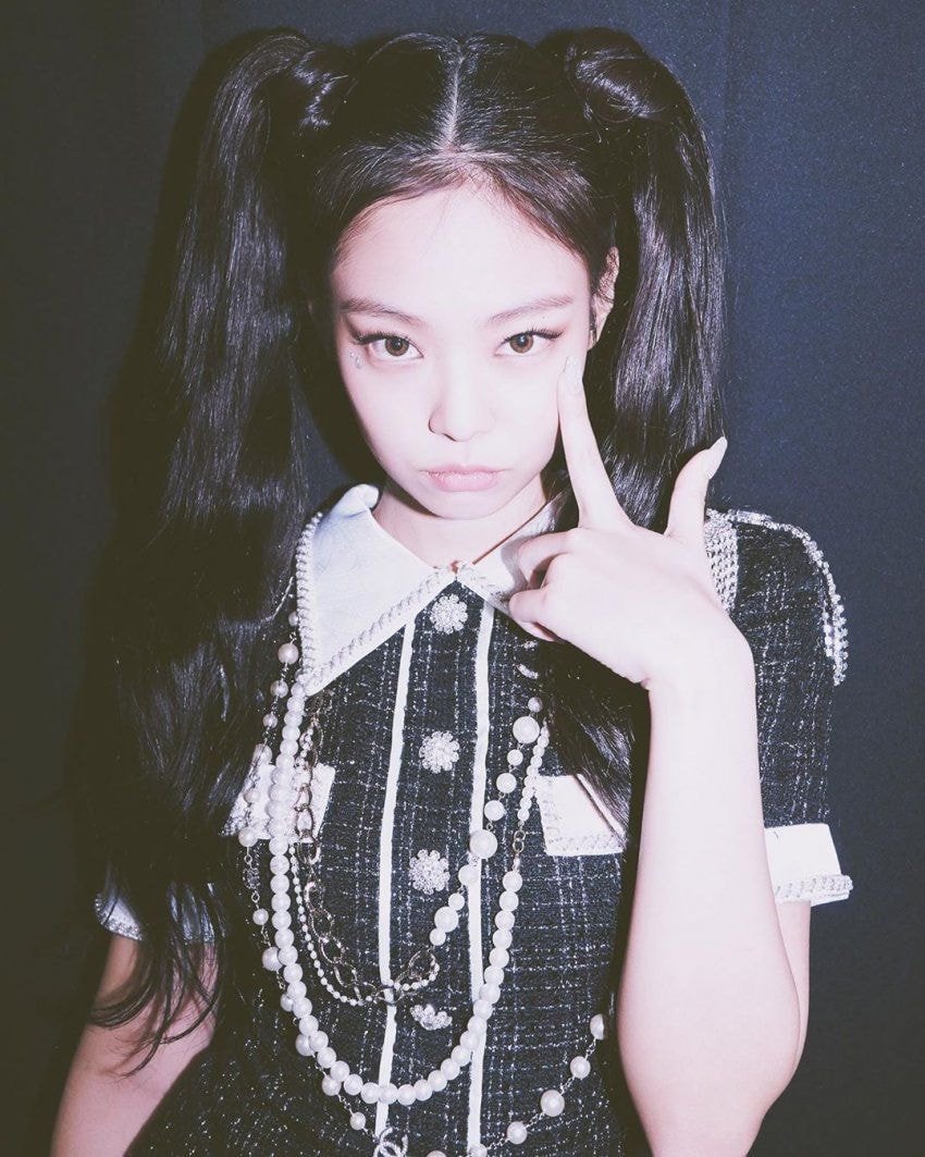 힙한 오늘자 #블랙핑크 제니 인스타.jpg