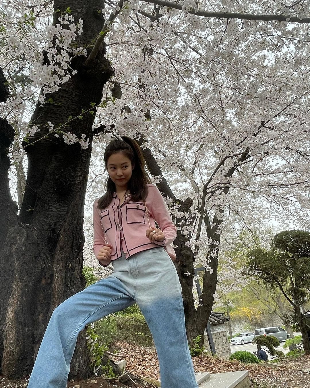 제니 인스타 업뎃