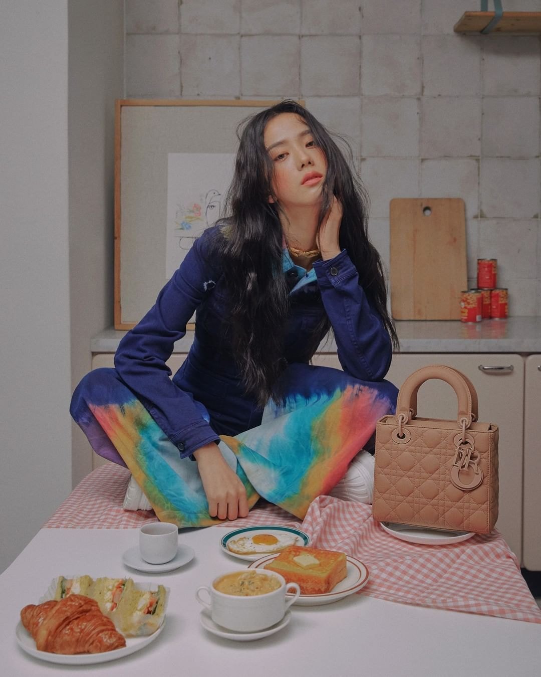 블랙핑크 지수 (디올 인스타)