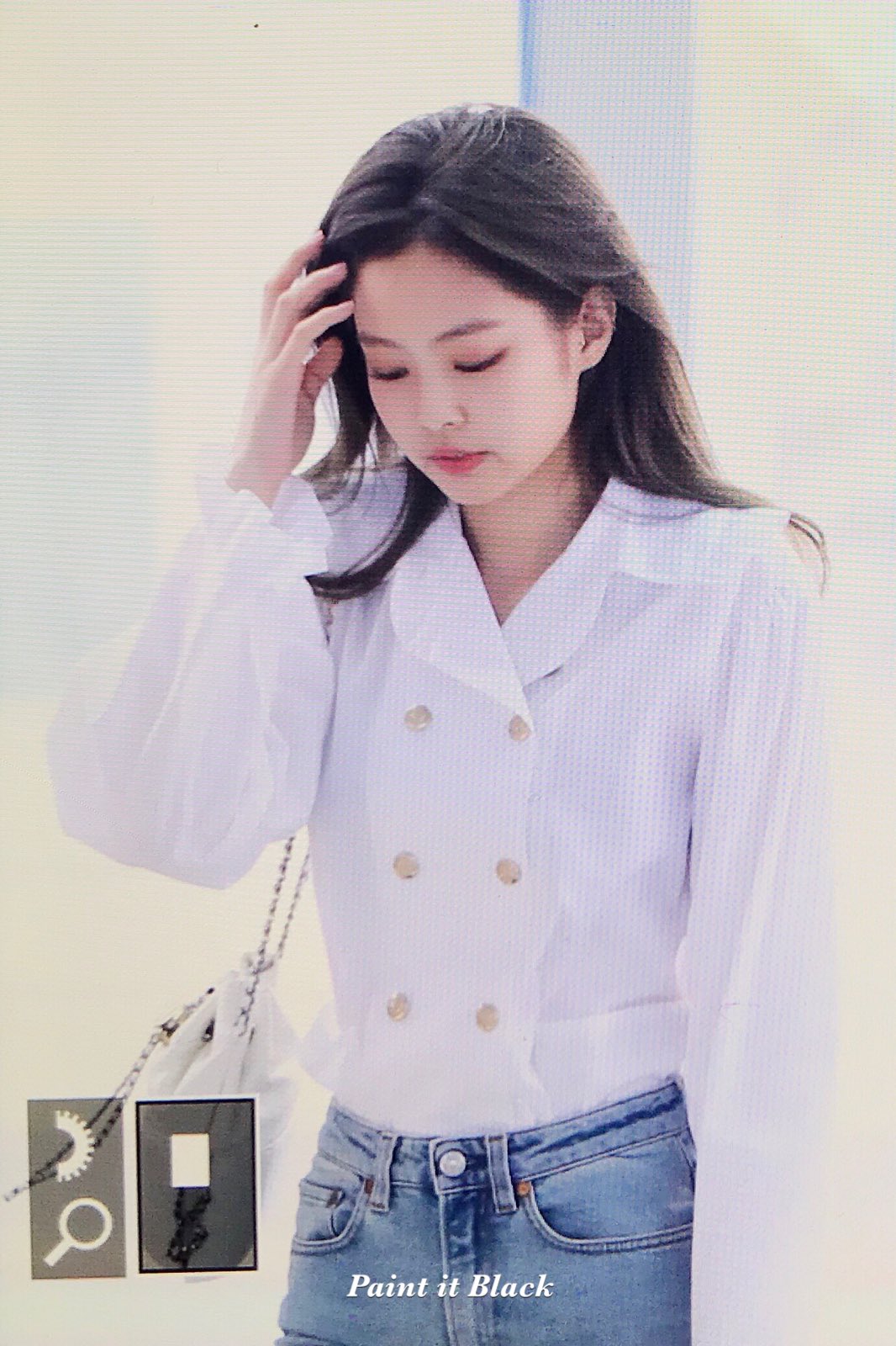 흰 블라우스+청바지만으로도 고급스러운 #블랙핑크 #제니