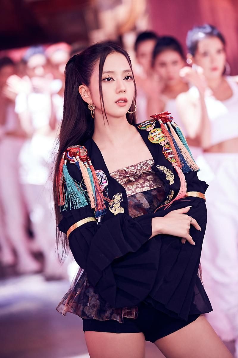 블랙핑크 'How You Like That' 뮤비 미공개 사진.jpg