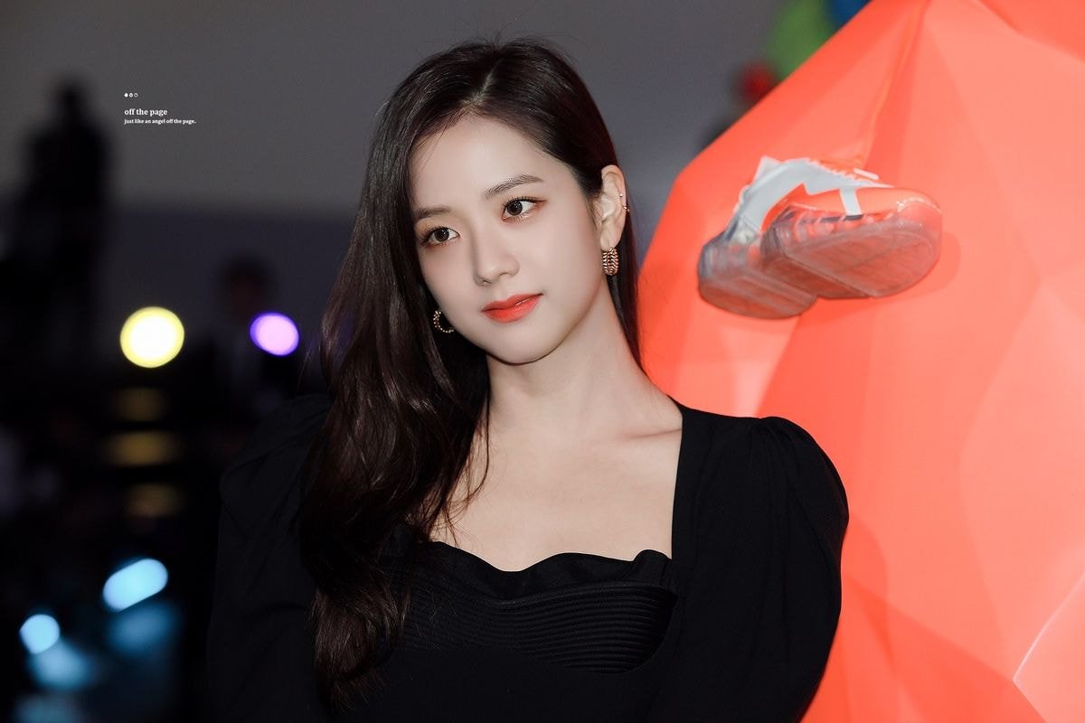 지미추 행사장에 참석한 #블랙핑크 지수