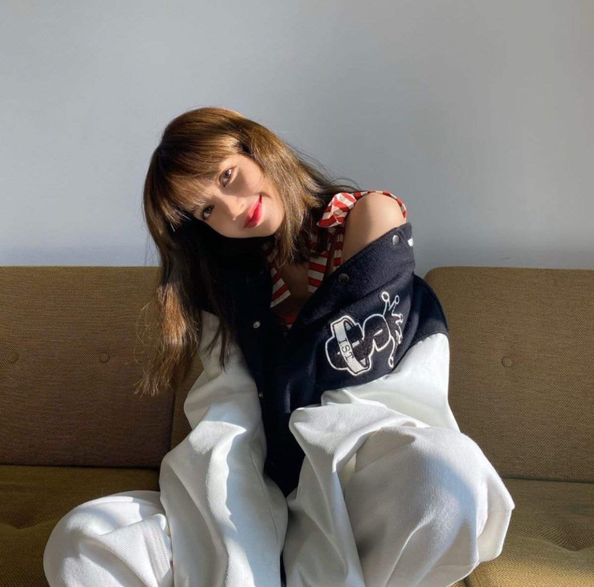 오늘자 생일인 #블랙핑크 #리사 ??