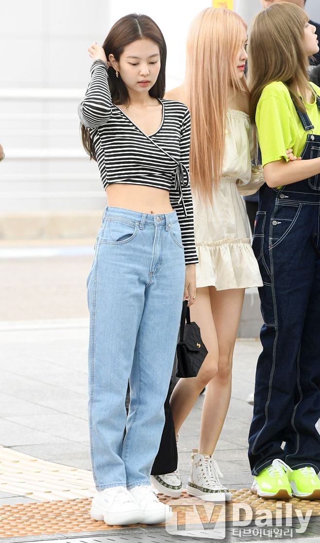 크롭티 제일 잘 소화하는 연예인 #블랙핑크