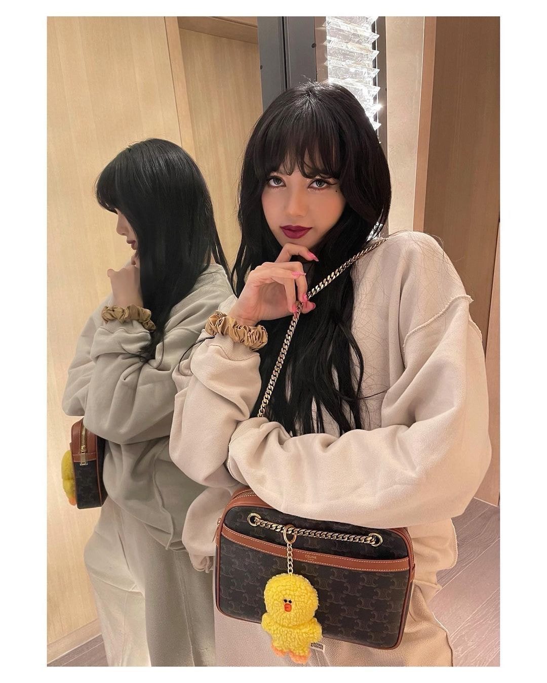 블랙핑크 리사 인스타 업뎃