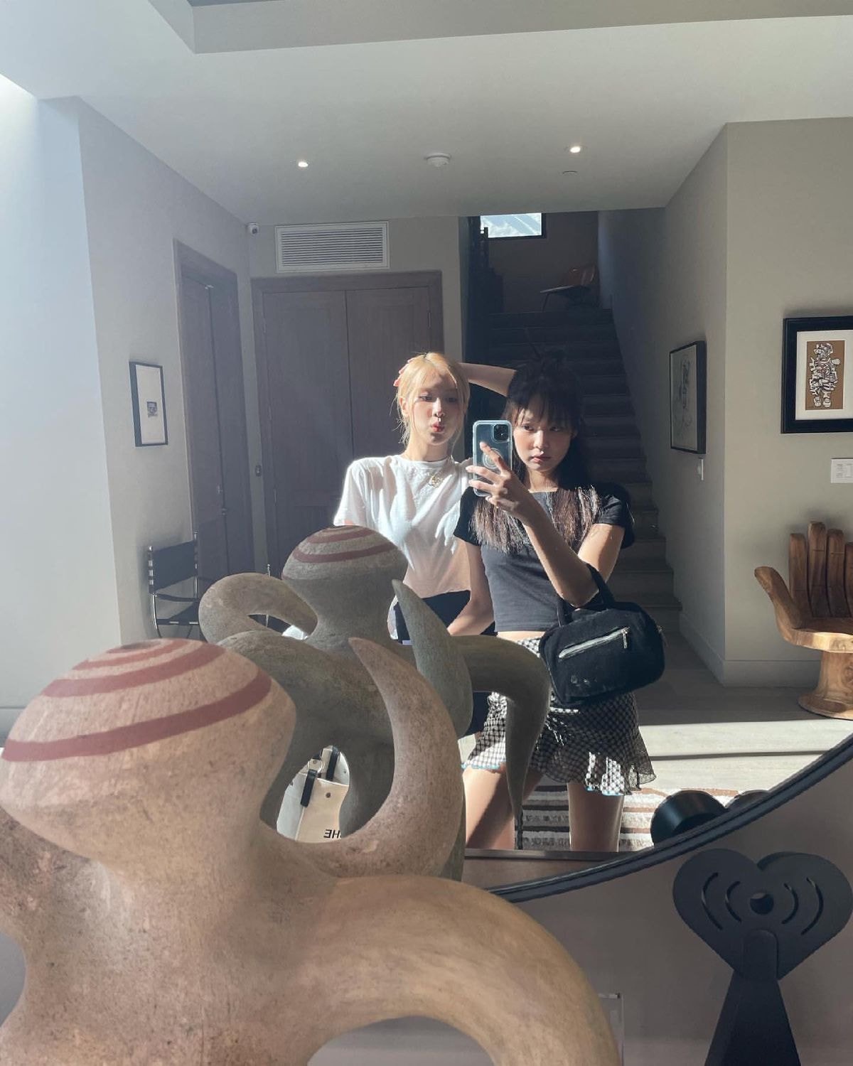 블랙핑크 로제니 인스타그램 업뎃 (?? in the studio)