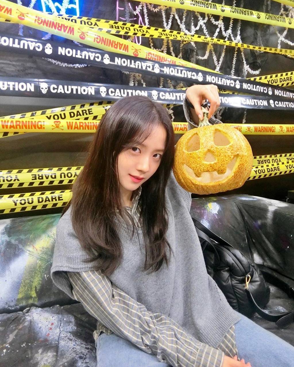 블랙핑크 지수 할로윈데이.insta