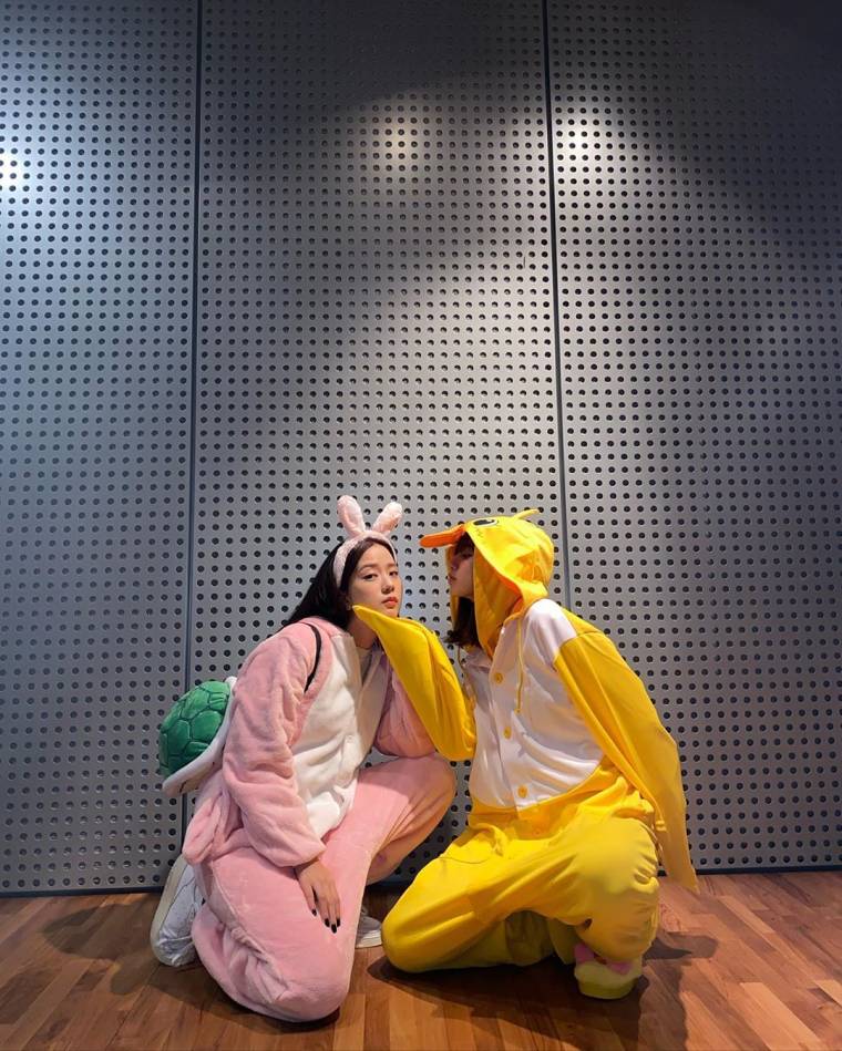 지수x리사 (블랙핑크).insta