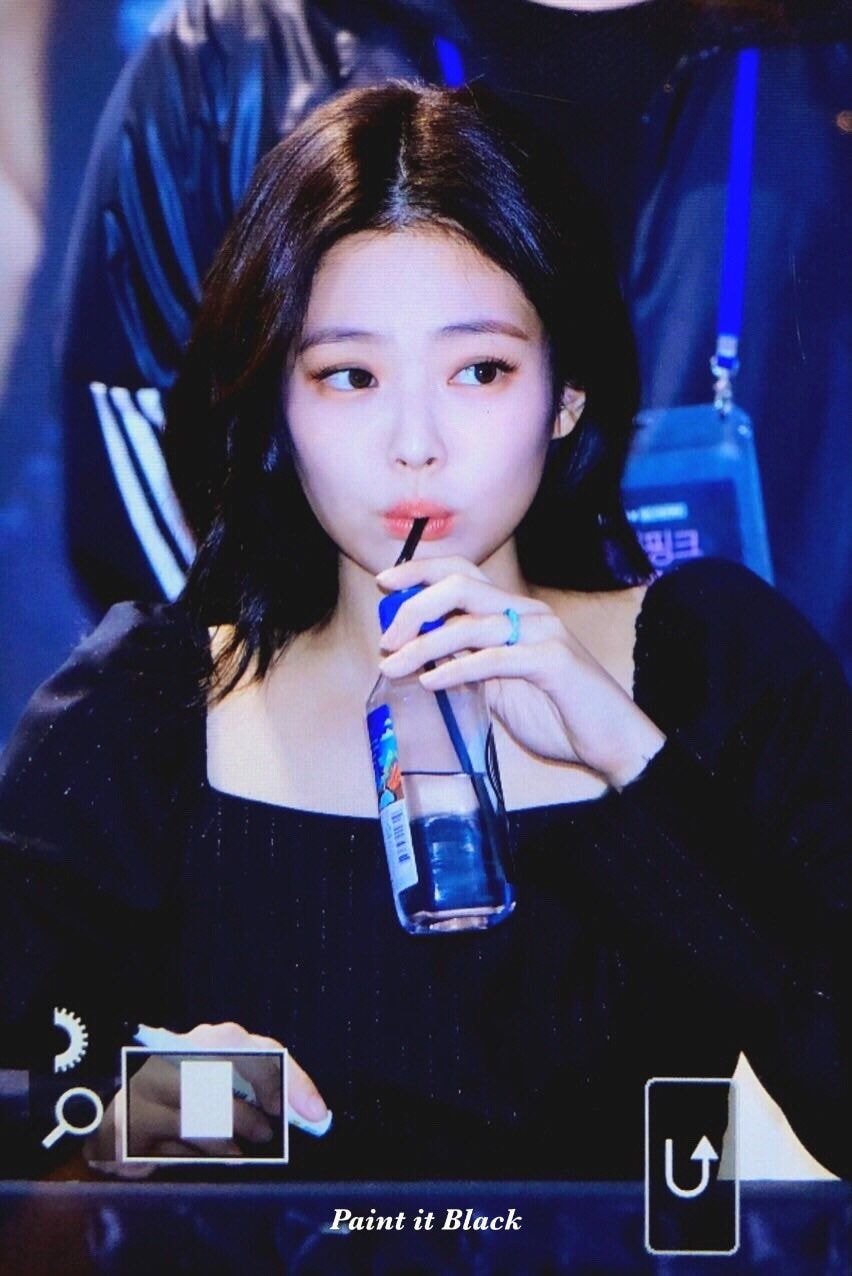 오렌즈 팬싸인회 블랙핑크 제니.jpg