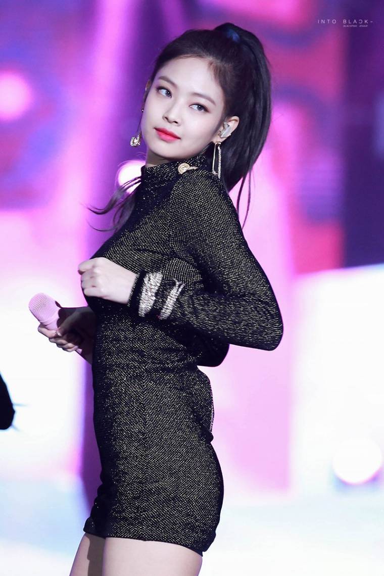빛이나는 블랙핑크 제니