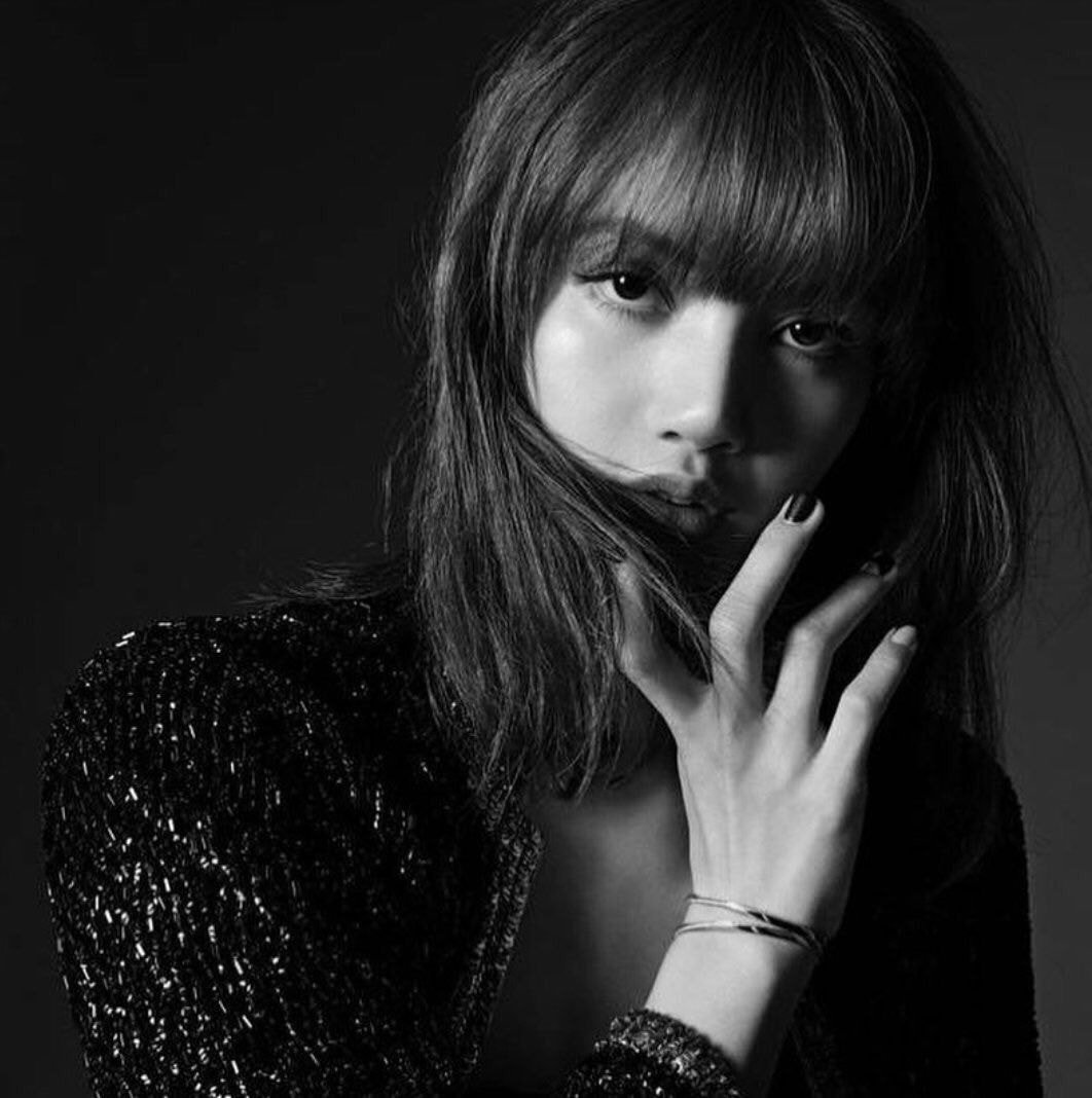 블랙핑크 리사 마담 피가로 재팬 1월호 커버 화보
