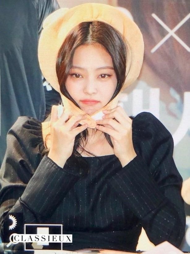 [프리뷰] 오늘자 블랙핑크 제니 팬사인회.jpg
