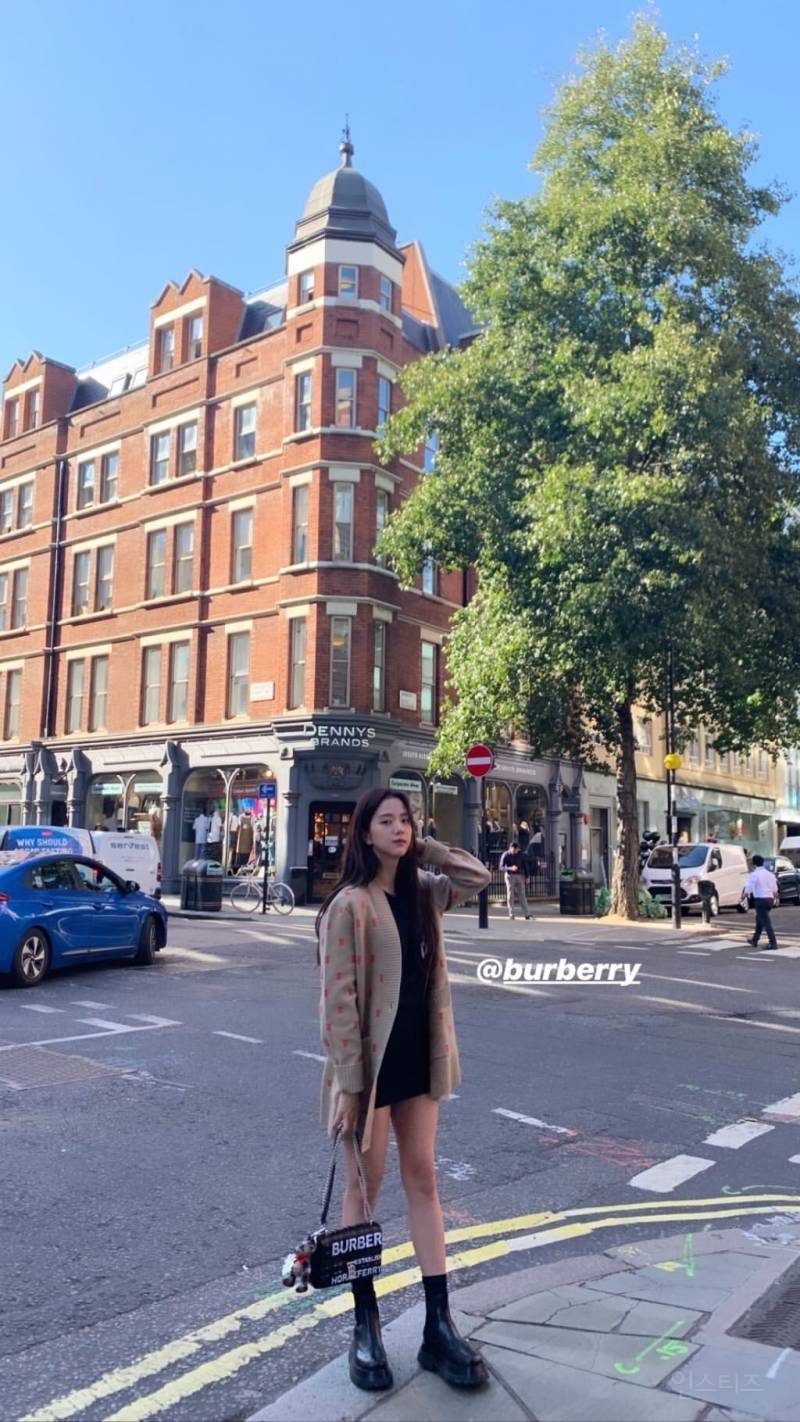 영국 간 #블랙핑크 #지수.insta