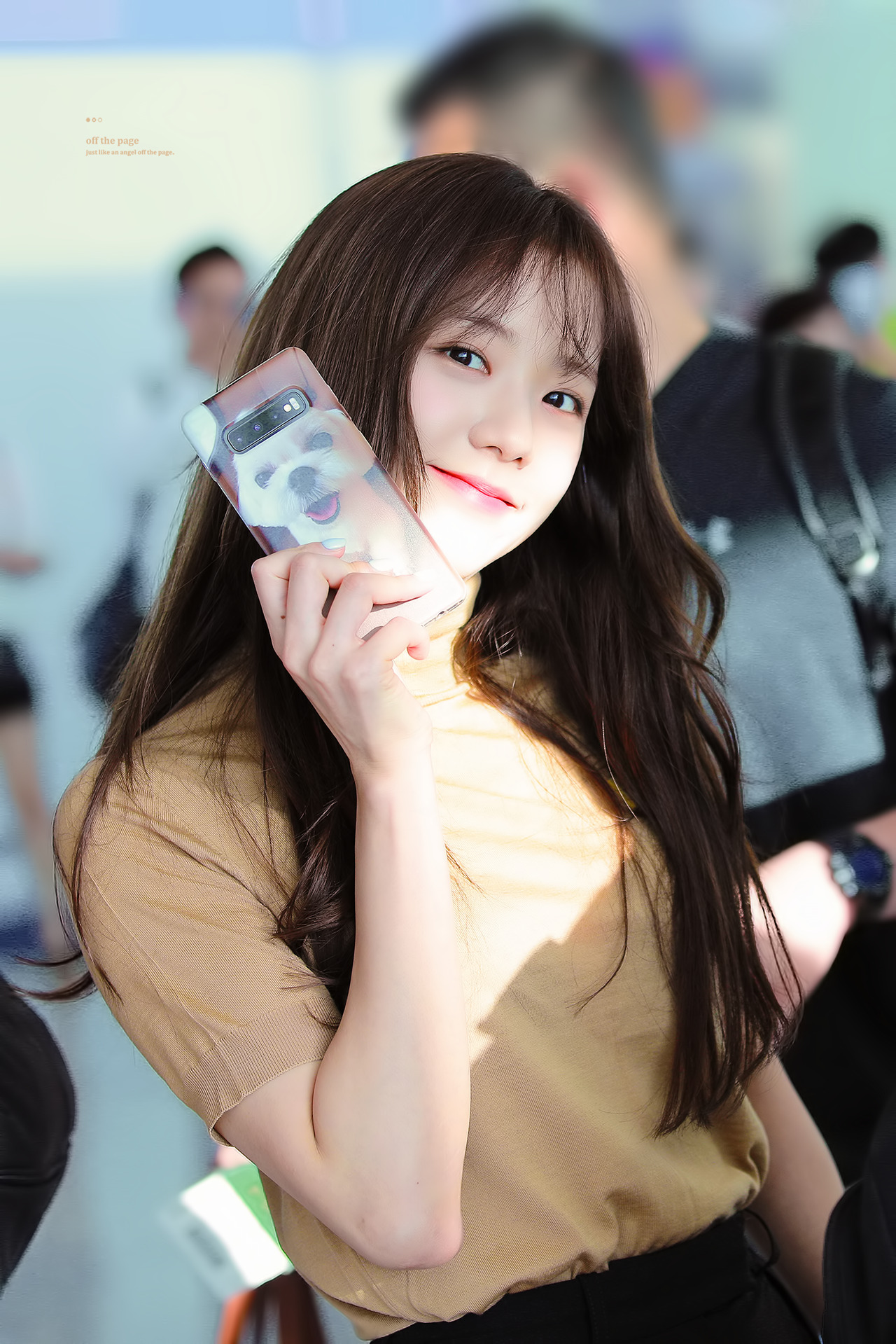 갤럭시 사용하는 #블랙핑크 #지수.jpg