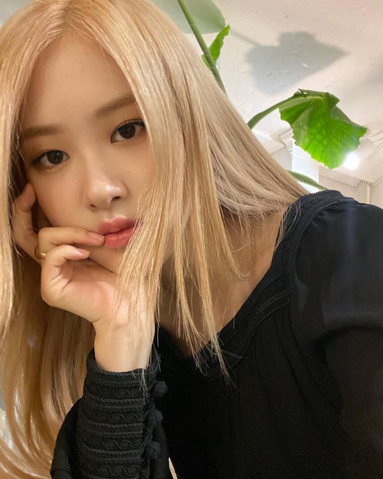 블랙핑크 로제.insta