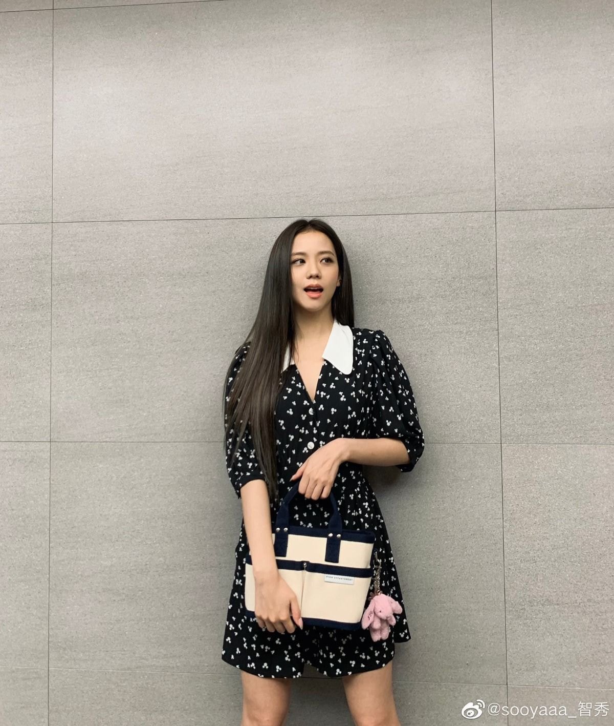 블랙핑크 지수.insta+weibo