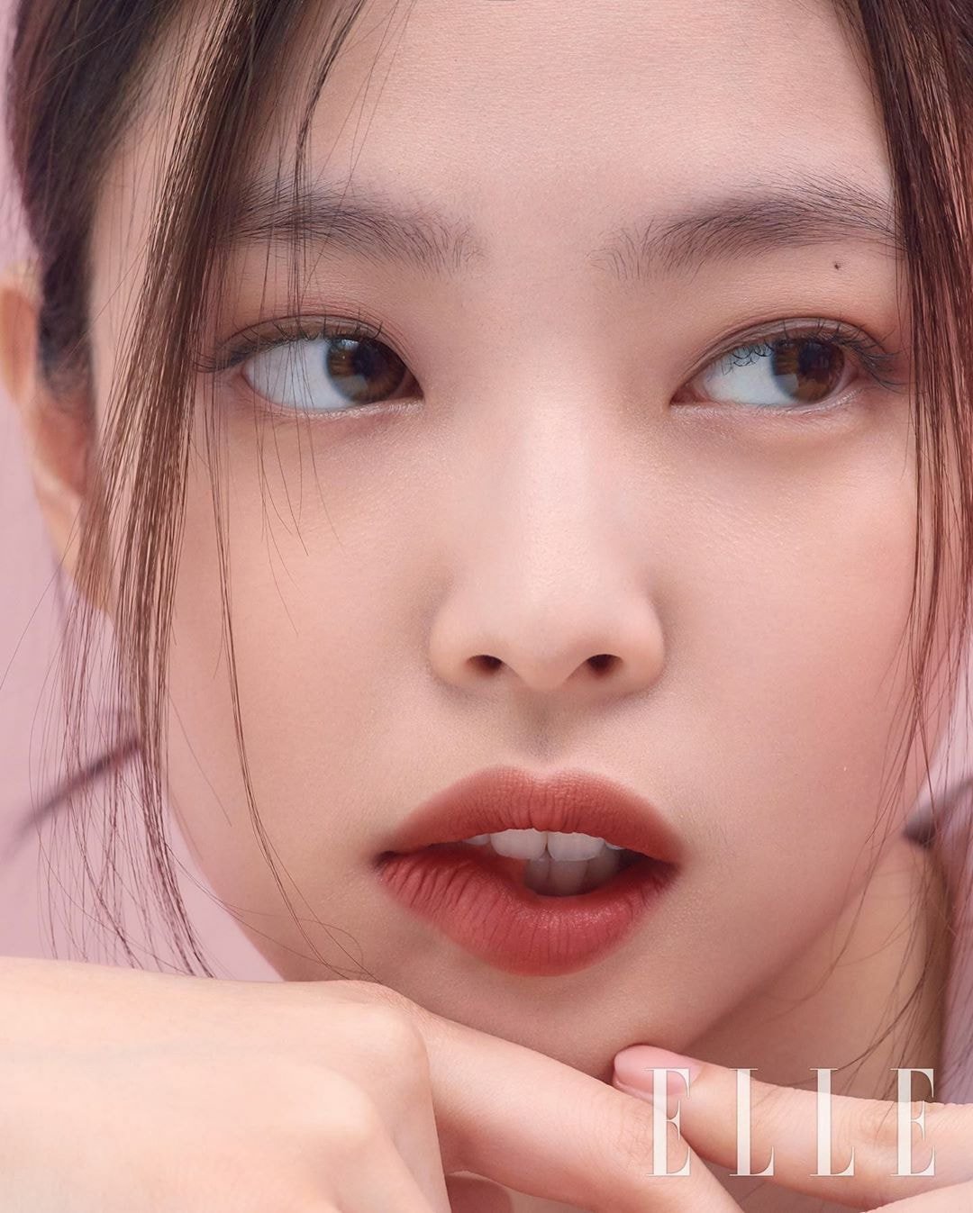 엘르코리아 인스타그램에 올라온 블랙핑크 제니 화보