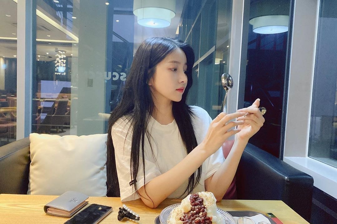 여자친구 소원 옆모습