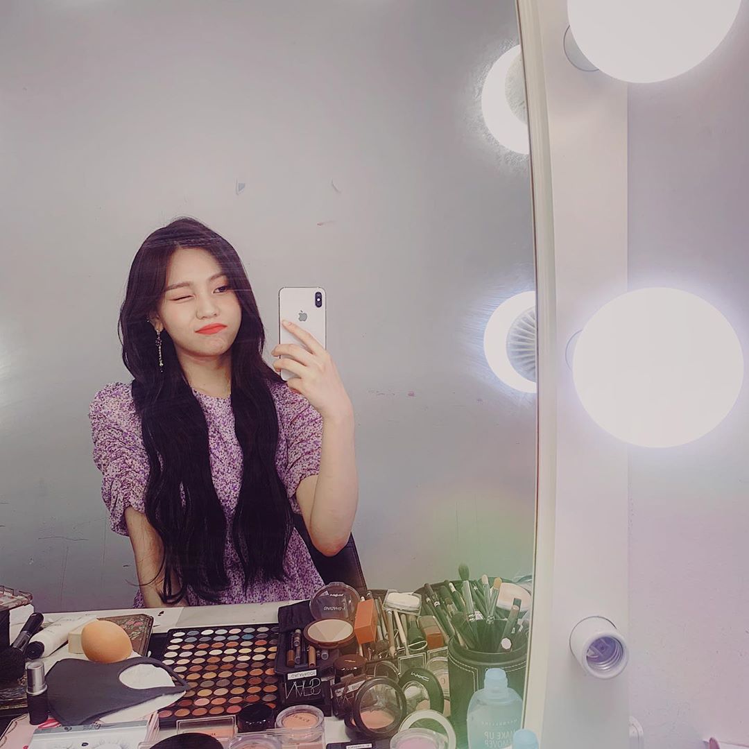여신 포스 #여자친구 엄지