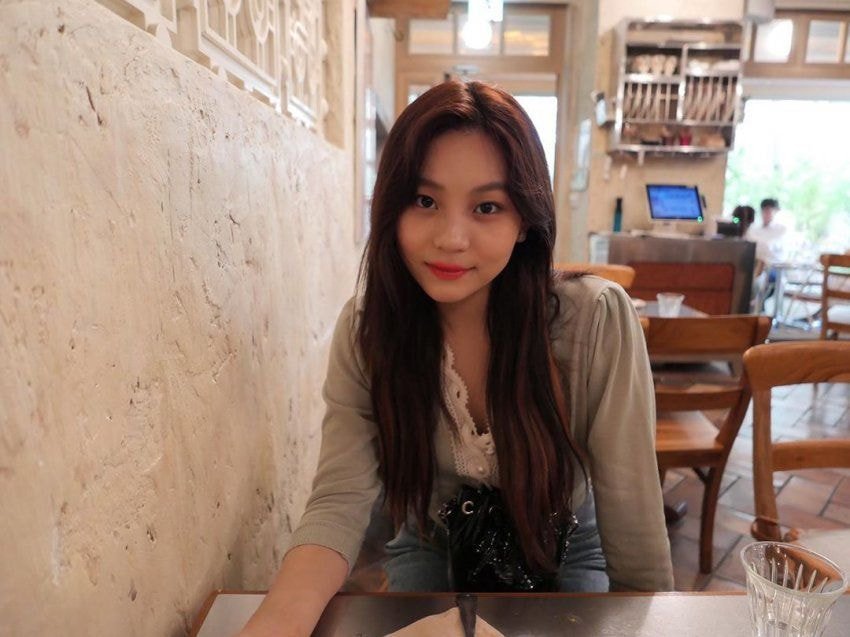 #여자친구 엄지.insta