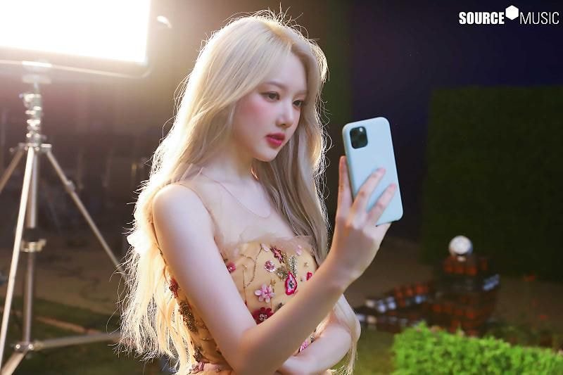 여자친구 APPLE 뮤직비디오 촬영 비하인드컷