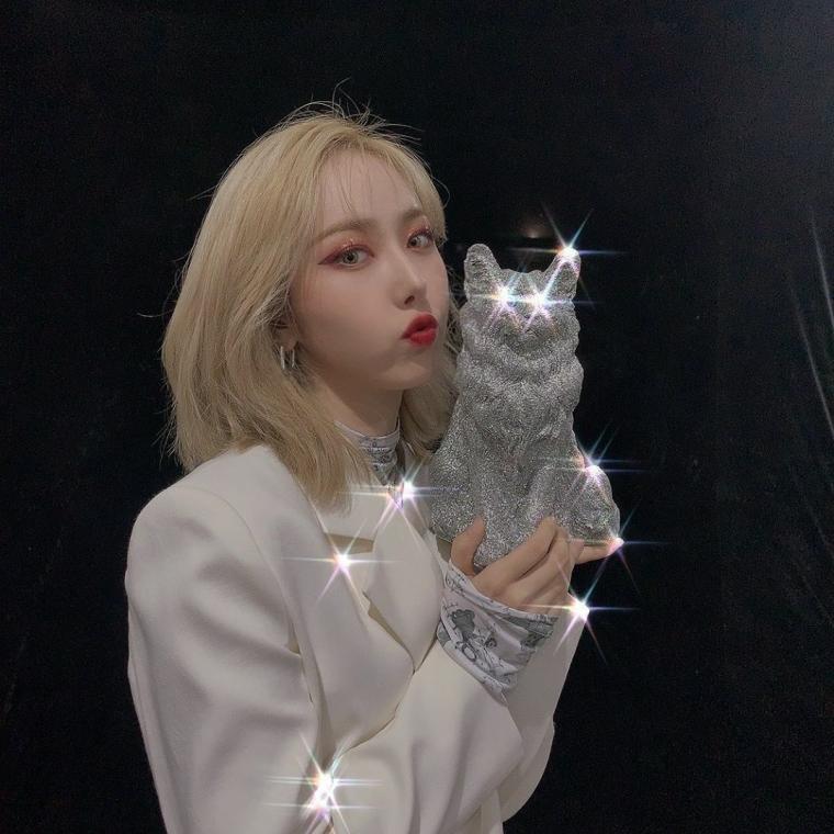 여자친구 신비 인스타