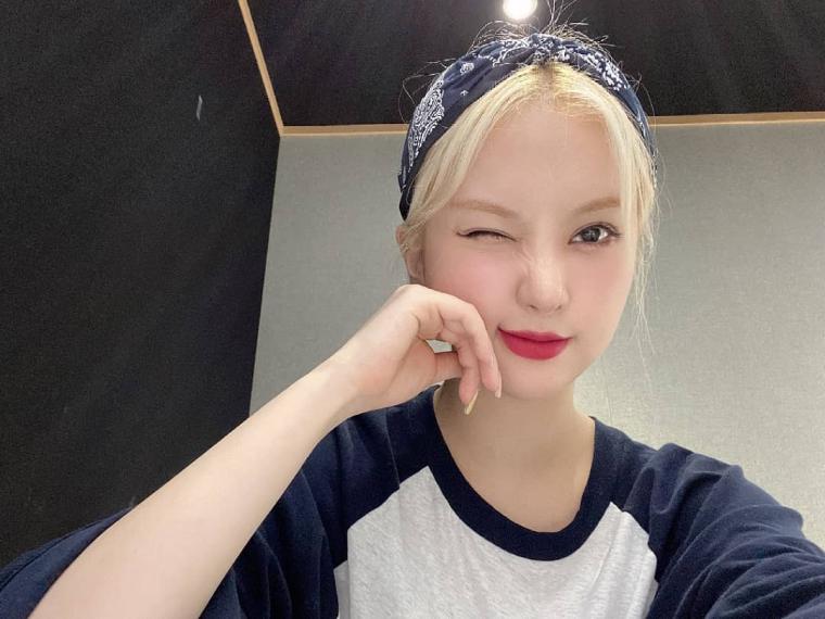 늦은 저녁..여자친구 은하