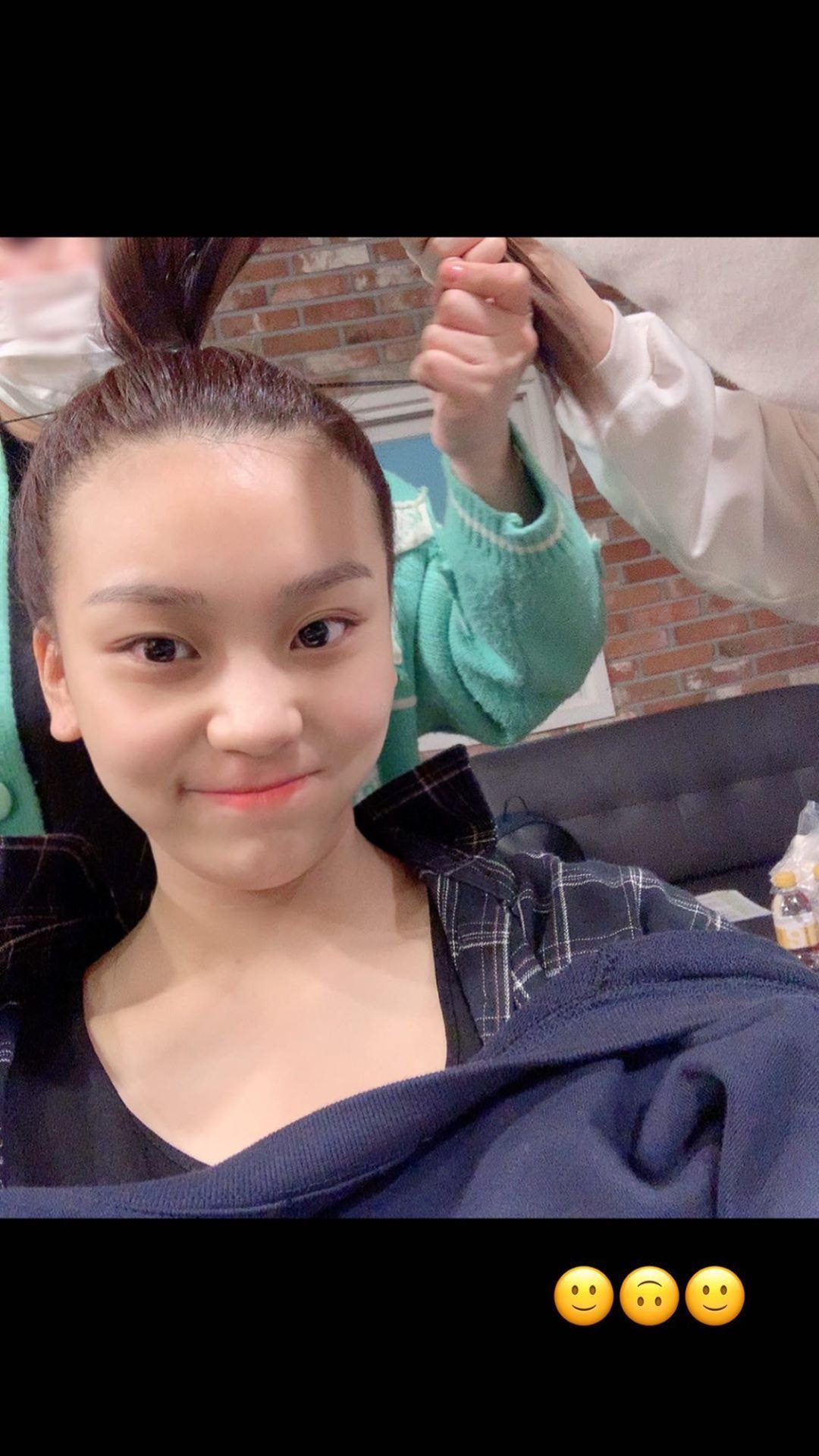 여자친구 엄지 인스타 스토리