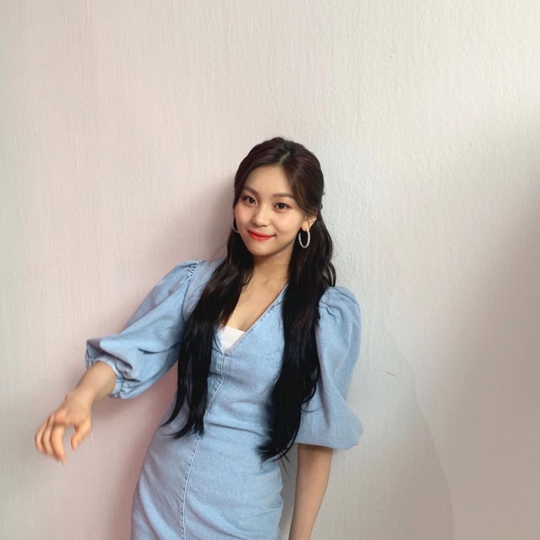 여신 포스 #여자친구 엄지