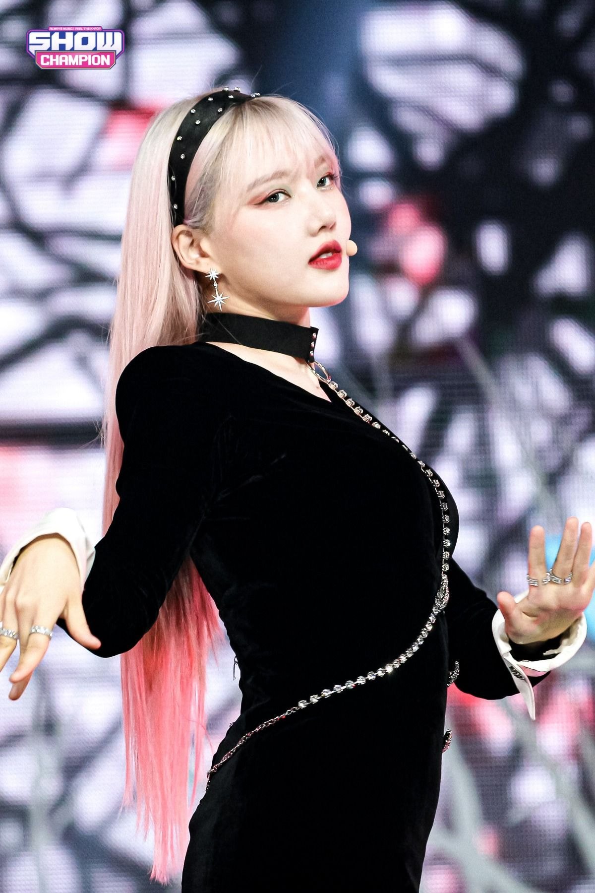 여자친구 쇼챔 현장포토.jpg