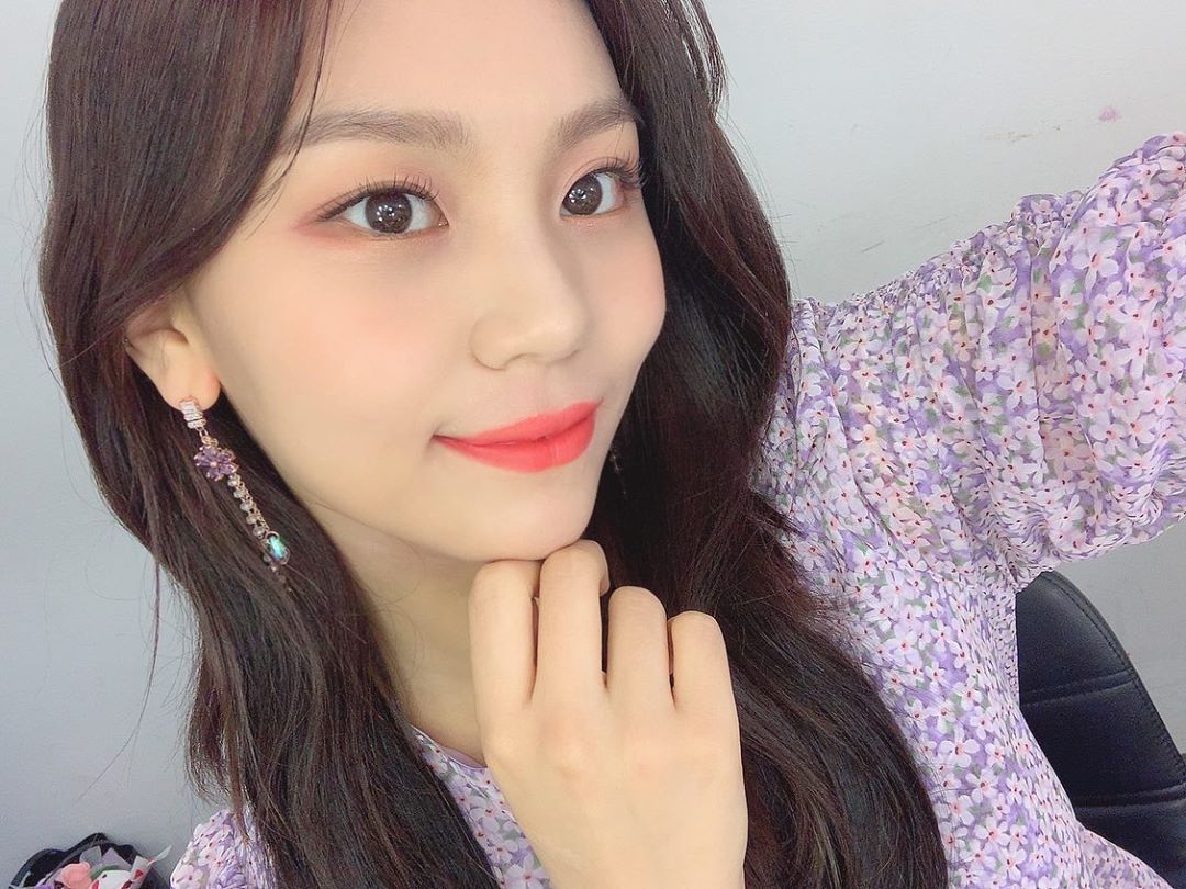 여신 포스 #여자친구 엄지