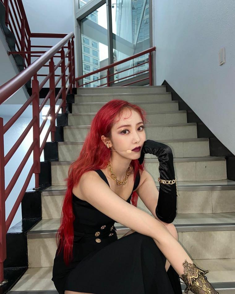 여자친구 신비.insta