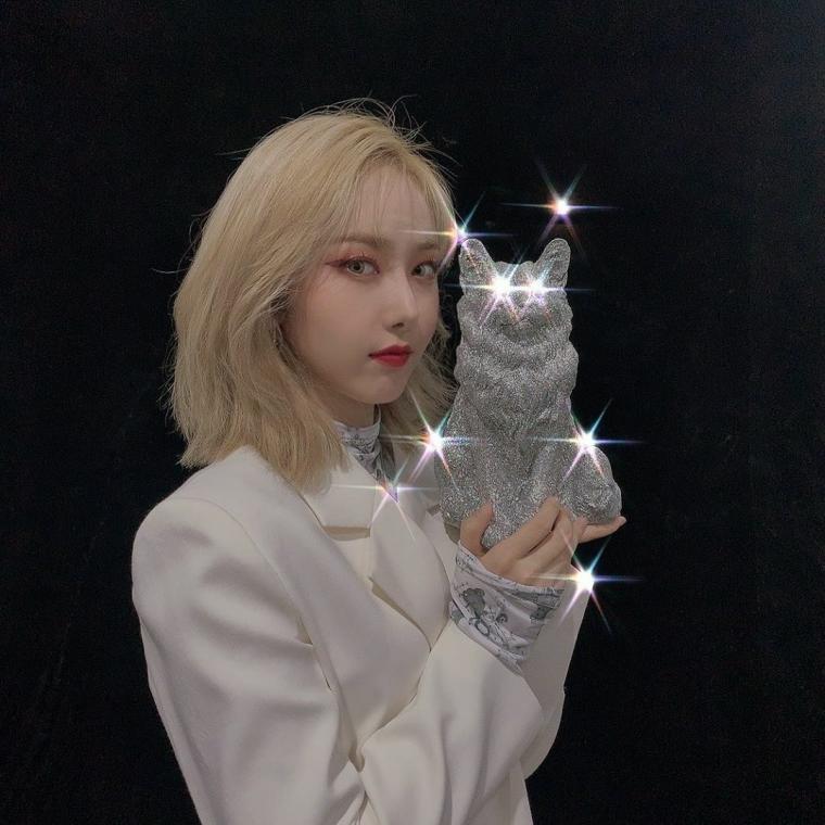여자친구 신비 인스타