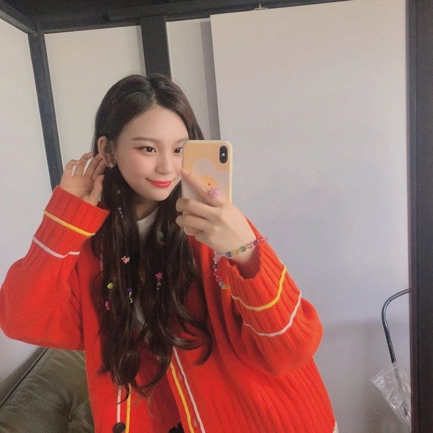 여자친구 엄지 인스타