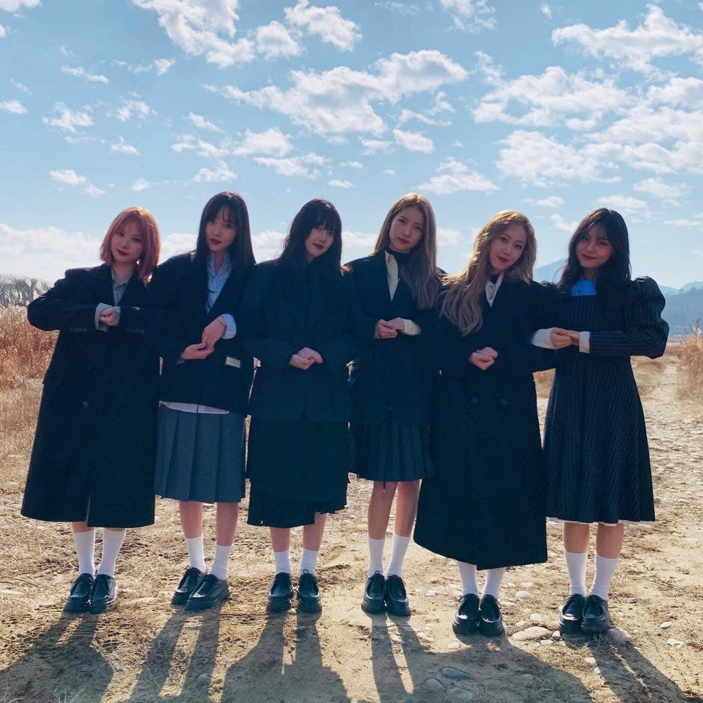 #여자친구 이번 回:LABYRINTH 활동 의상 모음