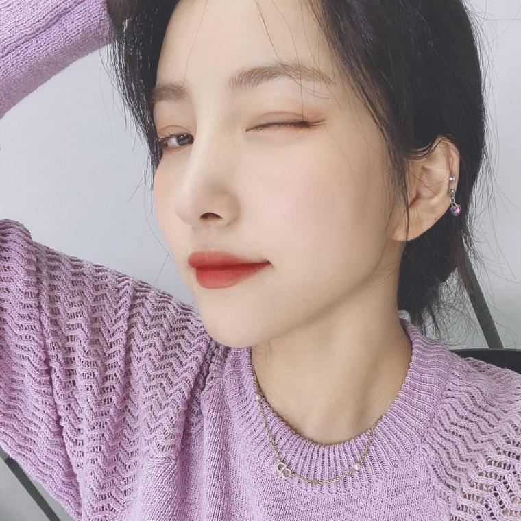 윙크하는 여자친구 소원
