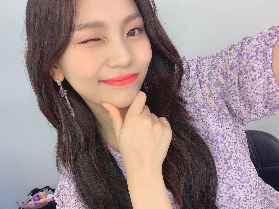 여신 포스 #여자친구 엄지