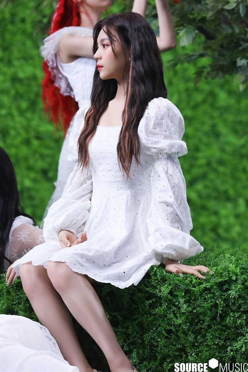 여자친구 APPLE 뮤직비디오 촬영 비하인드컷