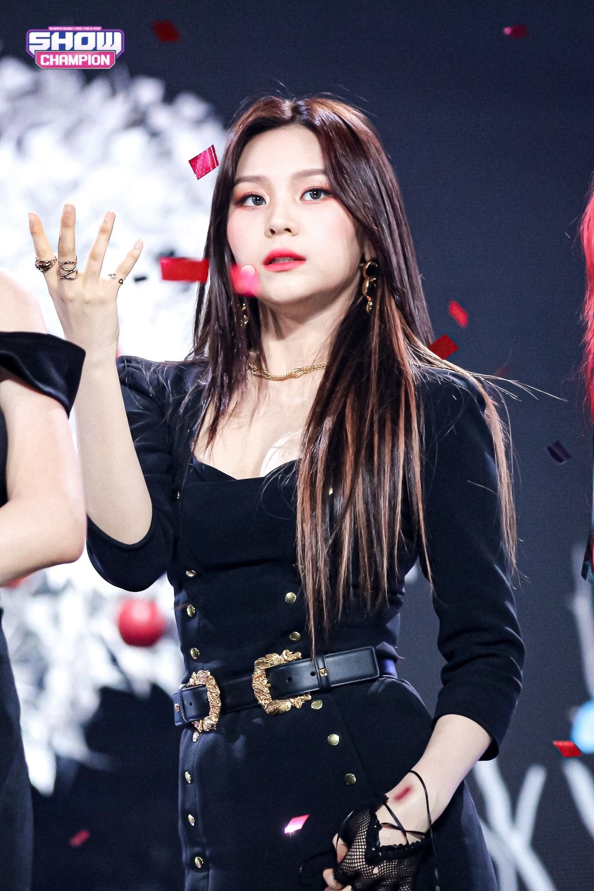 여자친구 쇼챔 현장포토.jpg