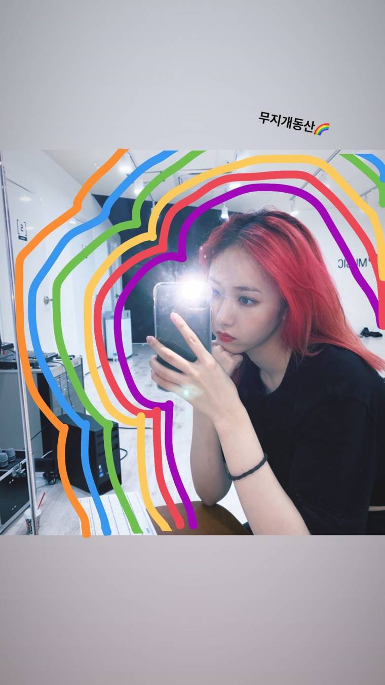 #여자친구 신비 인스타 스토리