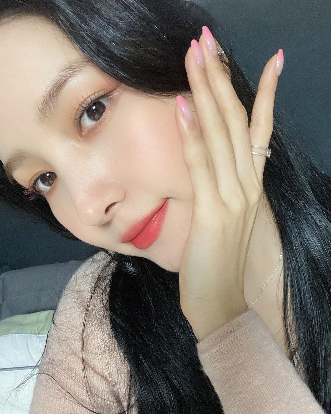 여자친구 인스타 업뎃