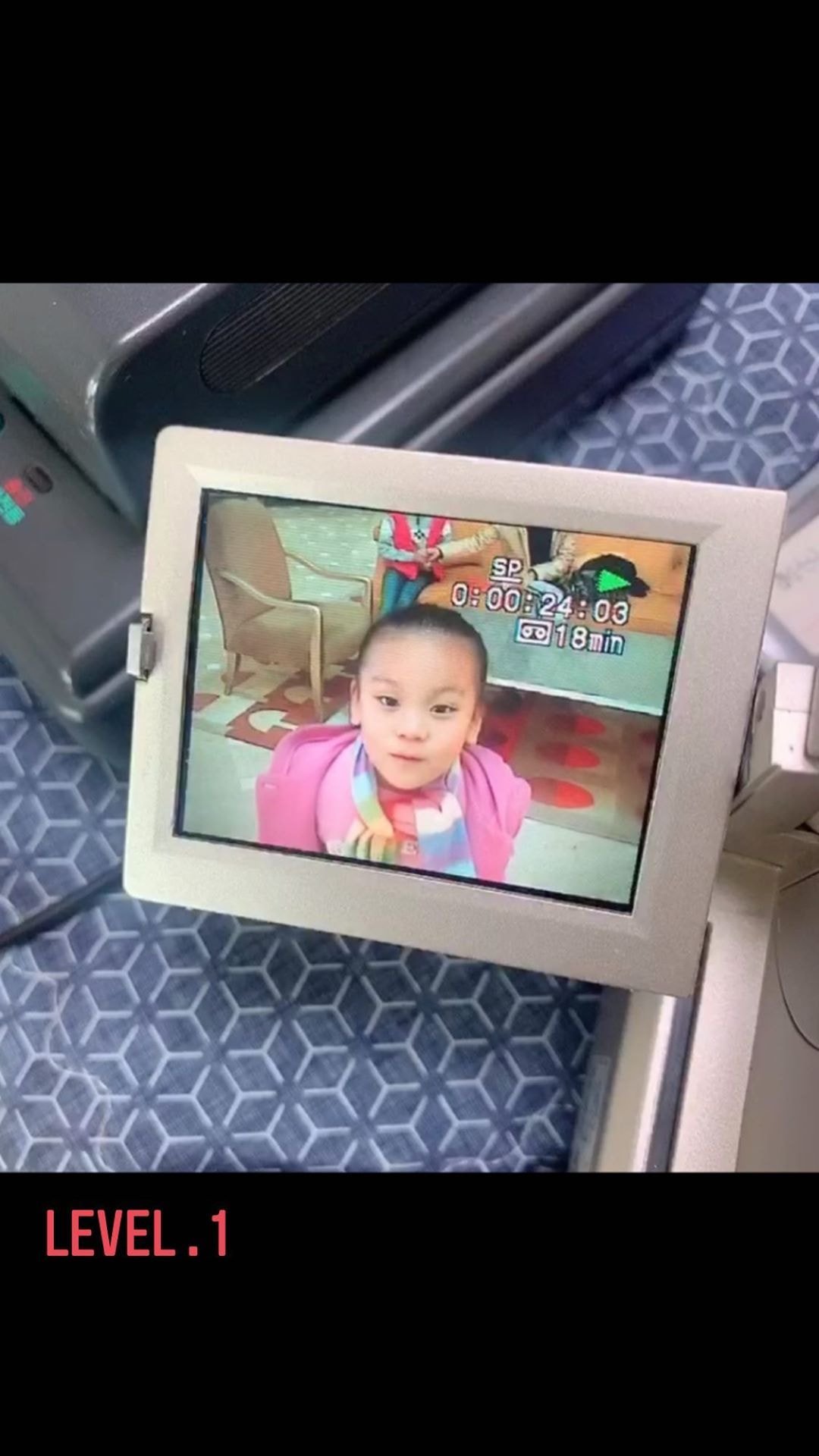 여자친구 엄지 인스타 스토리