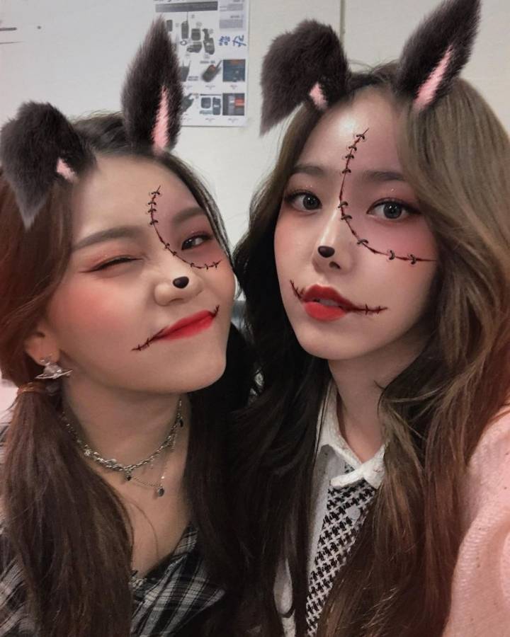 할로윈 분장한 여자친구.insta