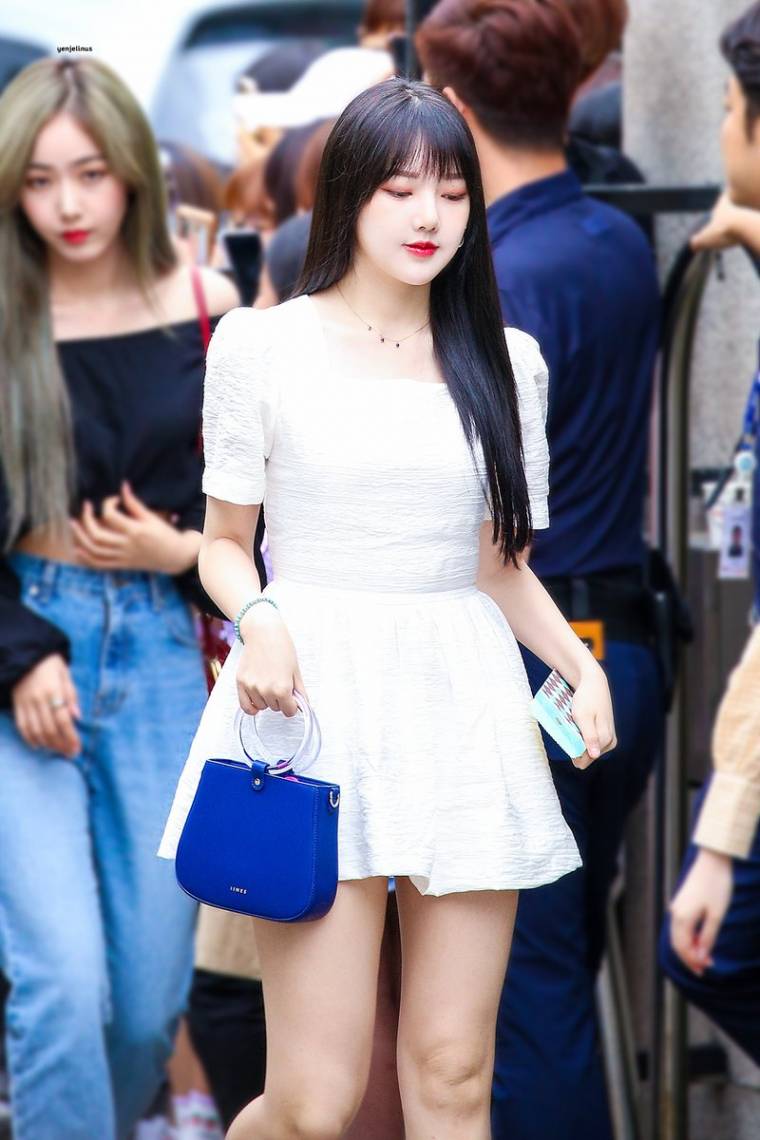 출근길 #여자친구 #예린 by 옌젤리너스