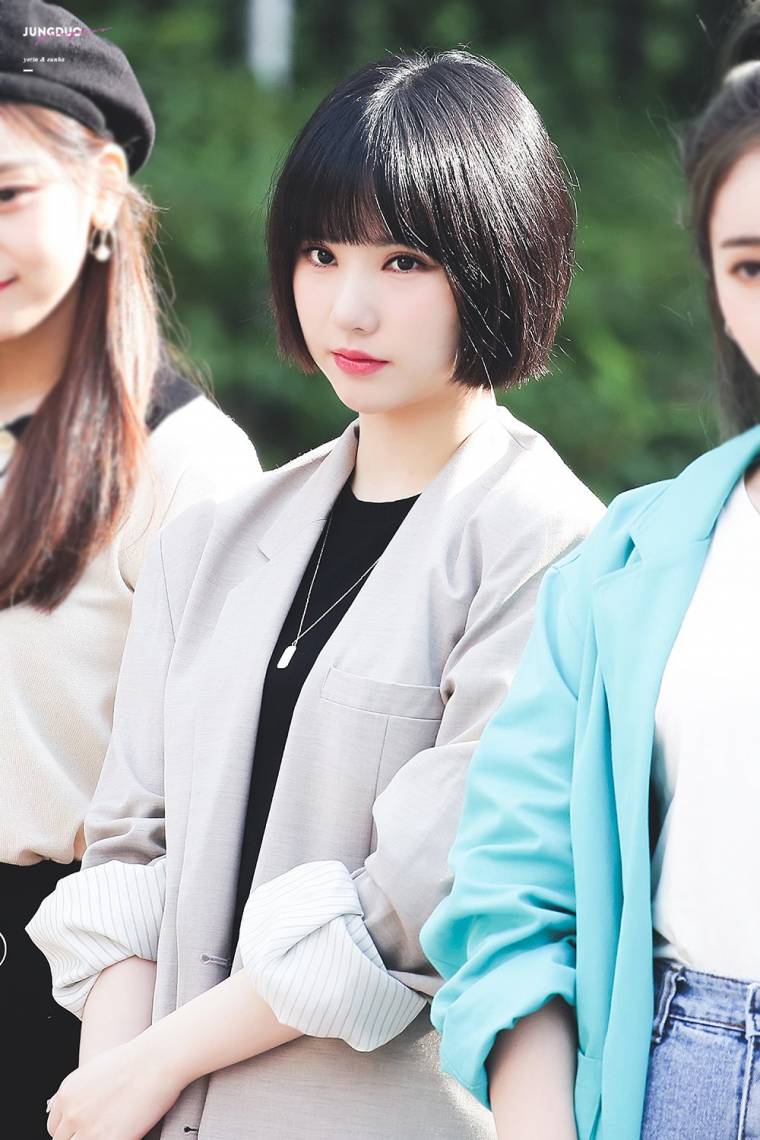 출근길 #여자친구 #예린 #은하.jpg