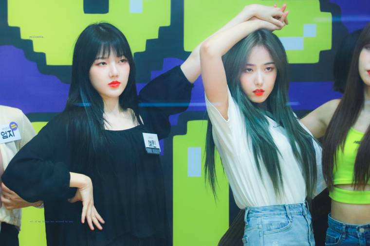 190710 #여자친구 #예린 #신비 아이돌라디오 by yellowrin