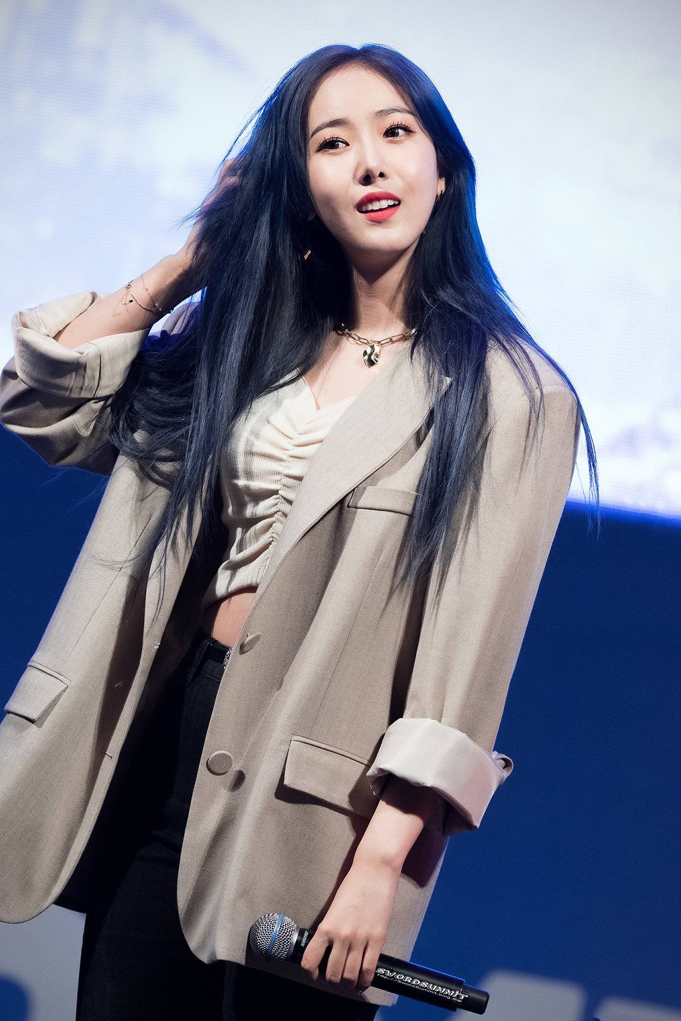 일요일 오후...여자친구 신비.jpg