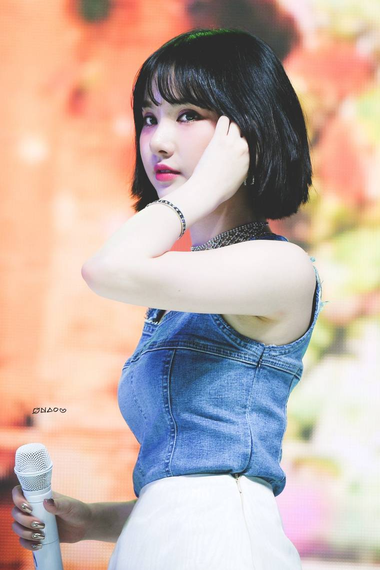 청패션 #여자친구 #은하.jpg